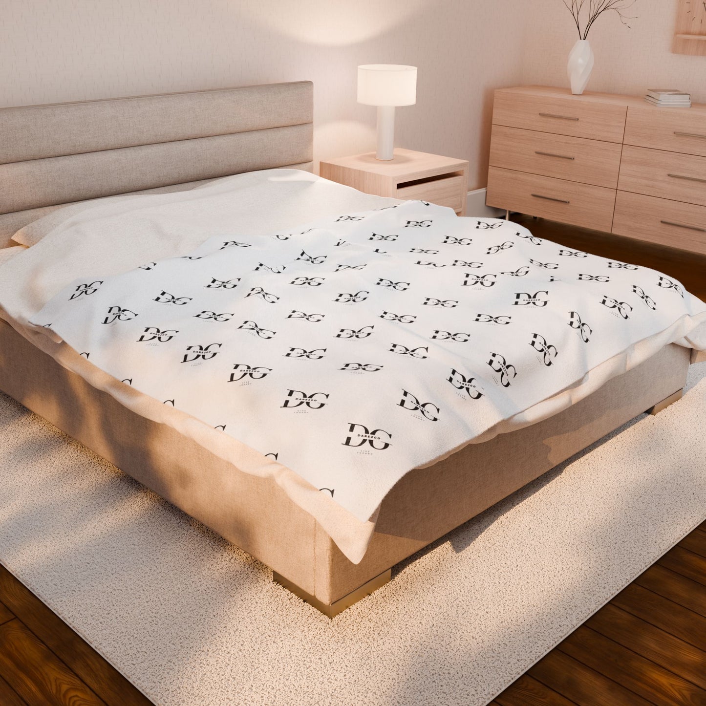 Cozy Velveteen Plush Blanket, Soft Throw Blanket for Home Decor, Perfect for Gift Giving, Warm Home Essentials, Comfortable Lounge Blanket